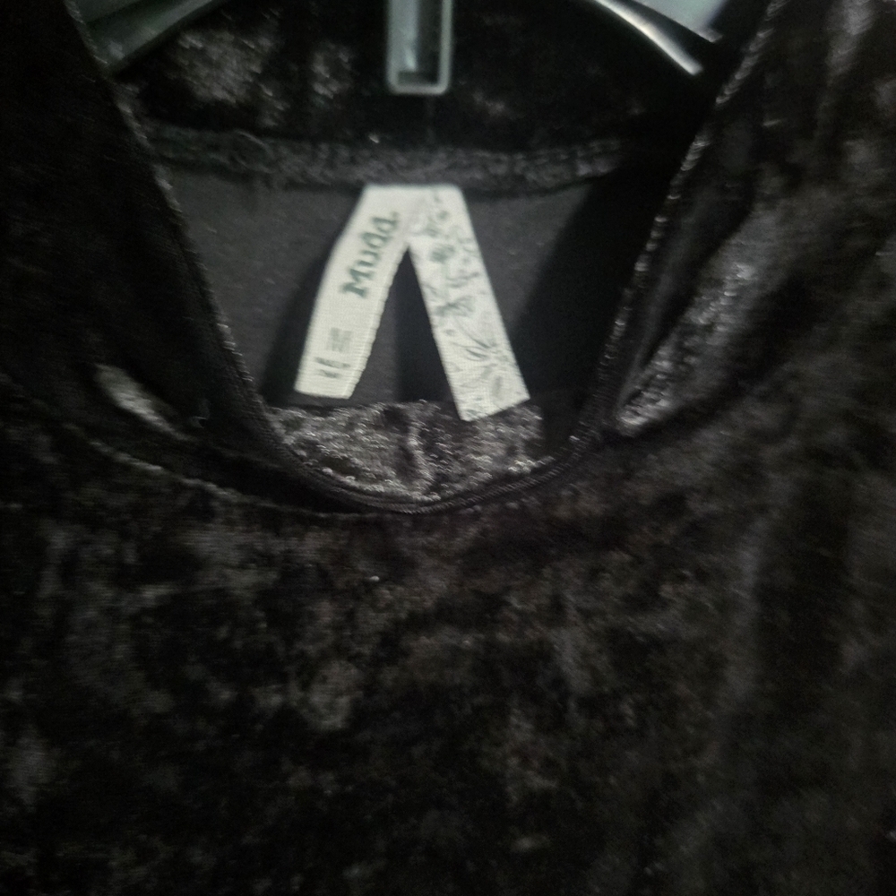 Mudd Black Velvet Dress - Picture 3 of 3